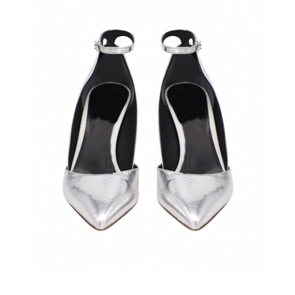 Silver pumps - Picture 2 of 10